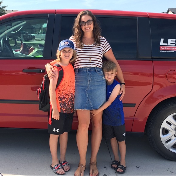 Meet your Posher, Jena - Picture 3 of 7